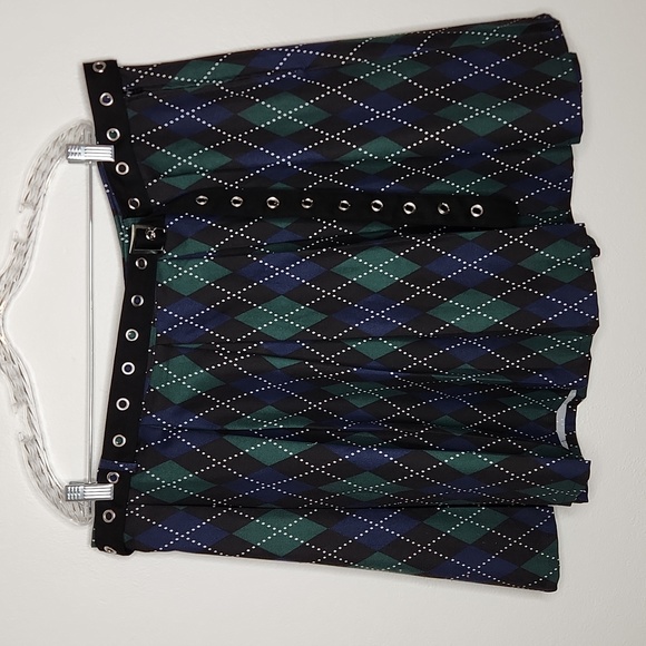 Hot Topic Argyle Pleated Schoolgirl Skirt. - Picture 4 of 9